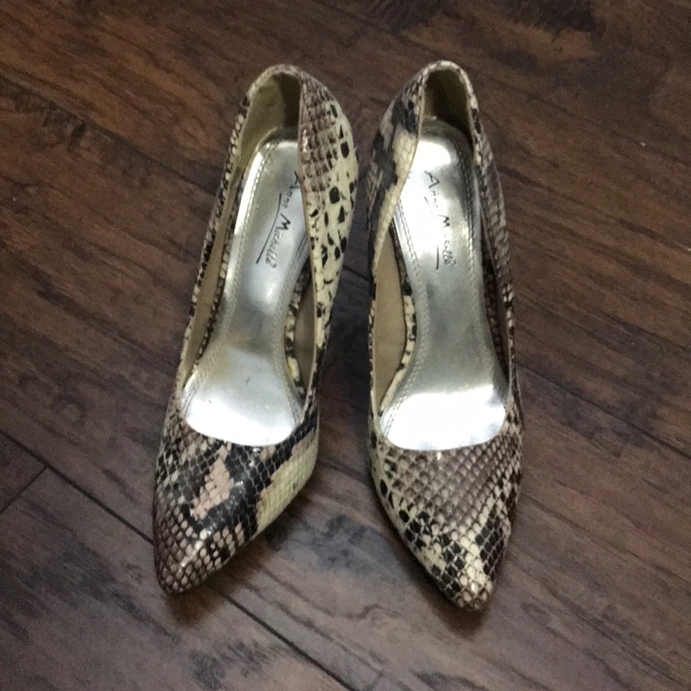 Snake Skin heels 🤍